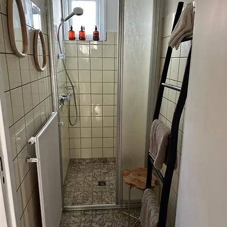 Aan De Hoge Berg Bed & Breakfast *