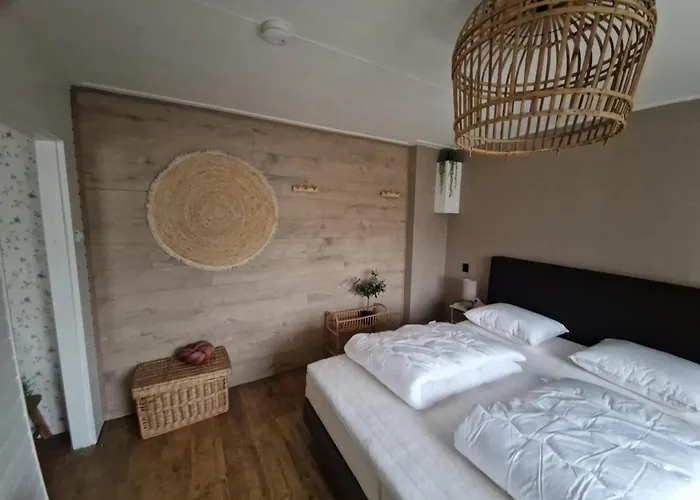 Aan De Hoge Berg Panzió *